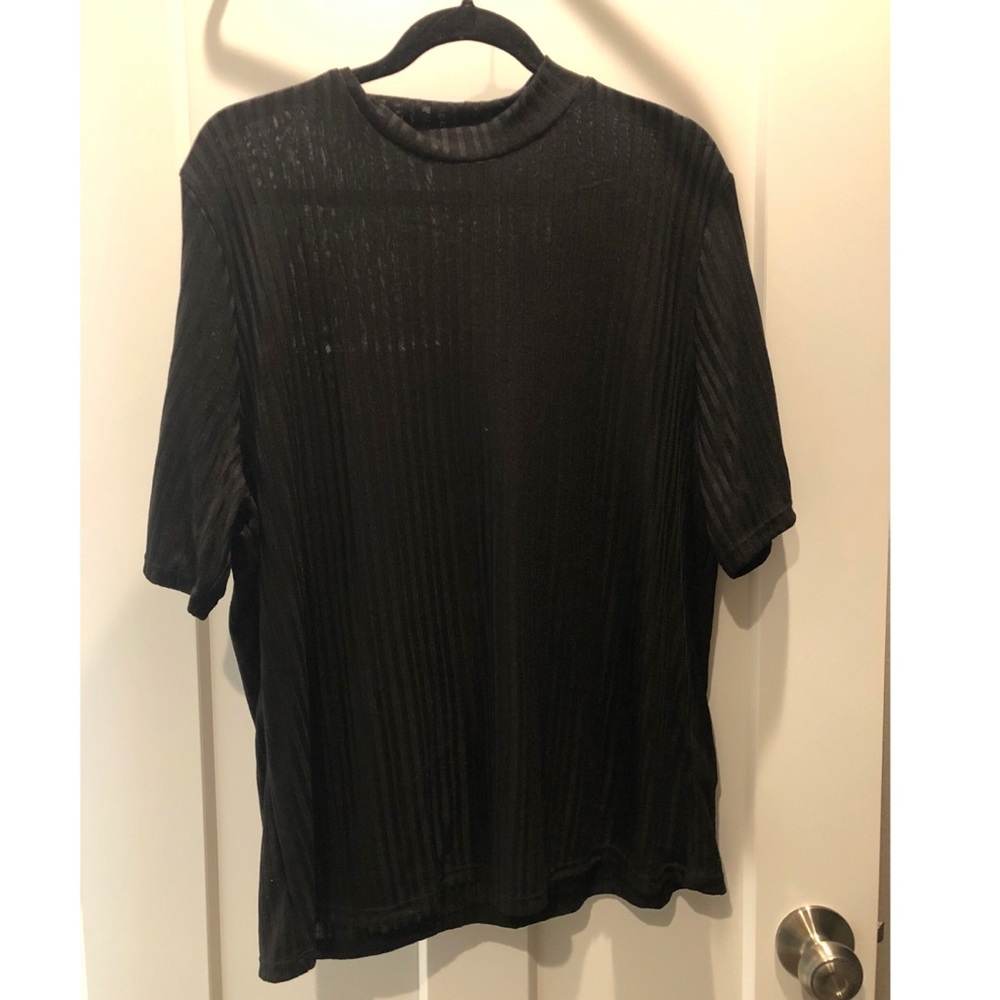 H&M Black T-Shirt